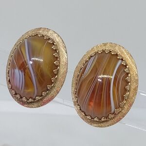 * vintage Vendome gorgeous striped agate clip on screwback gold tone earrings